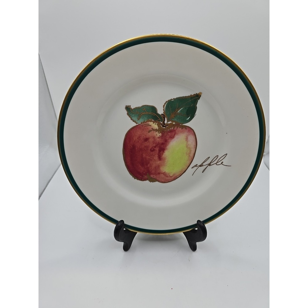 Crate & Barrel Porcelain Monno  Apple 8.25" Dessert Salad Plates Bangladesh